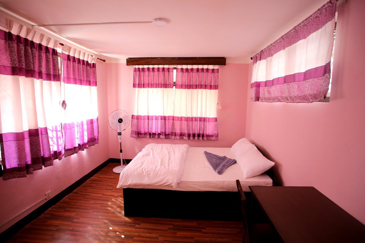 Mitra Garden Inn Kathmandu Exterior photo