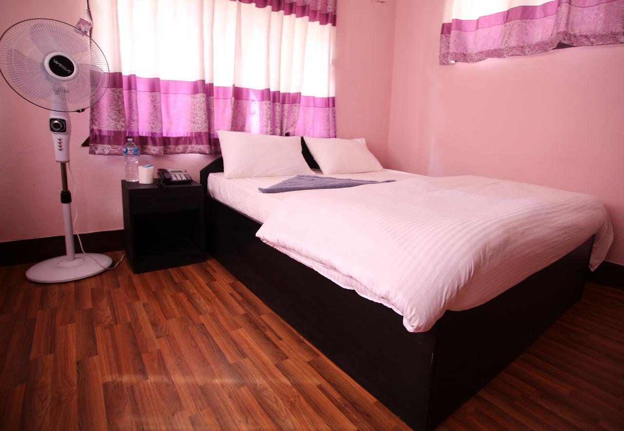 Mitra Garden Inn Kathmandu Exterior photo