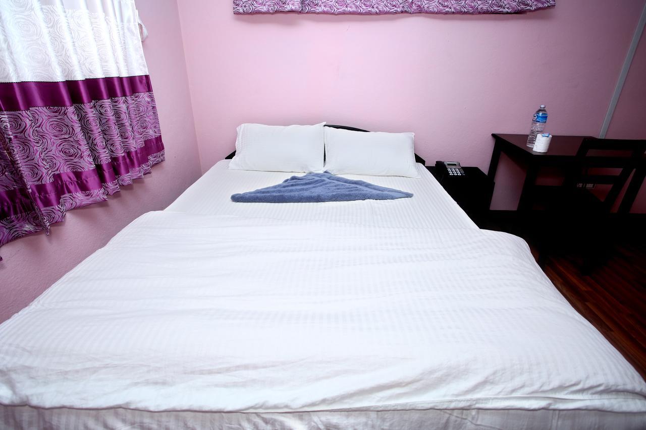 Mitra Garden Inn Kathmandu Exterior photo
